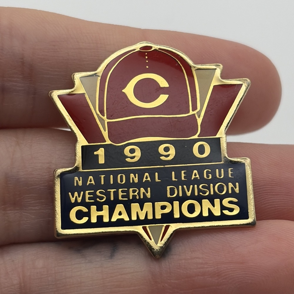 1990 Cincinnati Reds Western Division Champs MLB Baseball Team Lapel Hat Pin